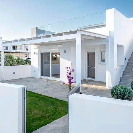 Long 1 Villa *